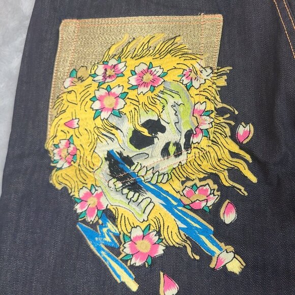 Vintage 2000's Denim Jeans‎ with Rhinestone Skull Decals Size 38 EUC - Picture 14 of 15